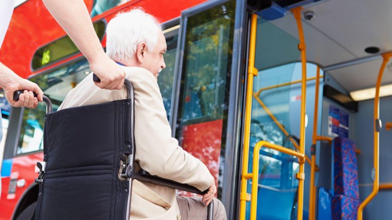 Общественный транспорт для инвалидов
