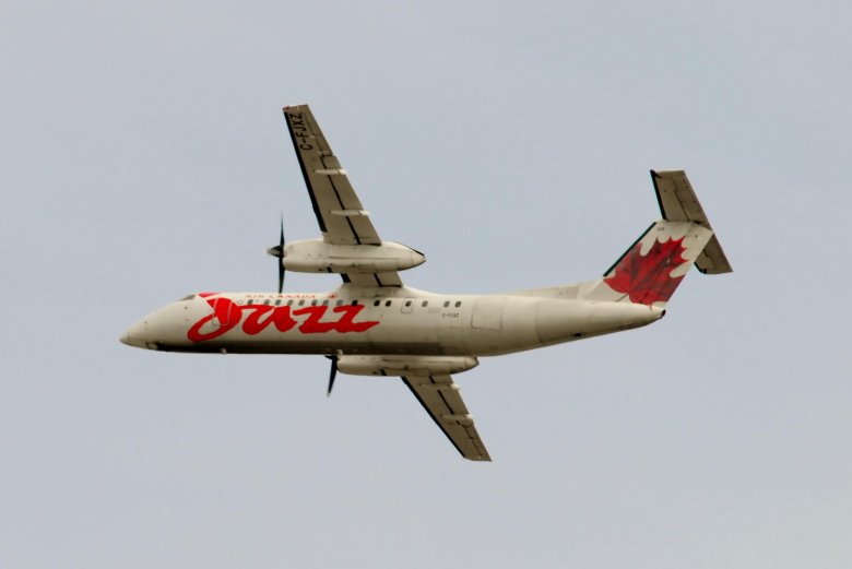 De havilland canada dhc‑8-200 dash 8