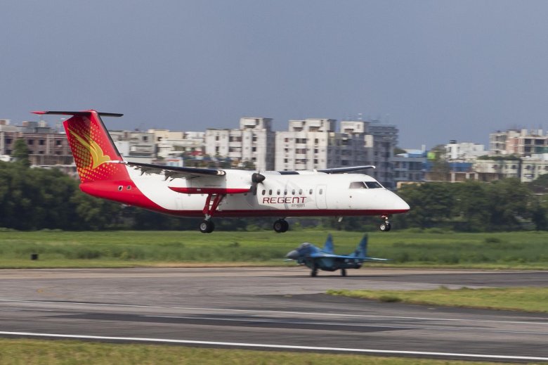 Dash 8 q300