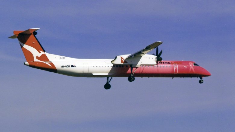 Самолет de havilland dhc-8 dash 8-400