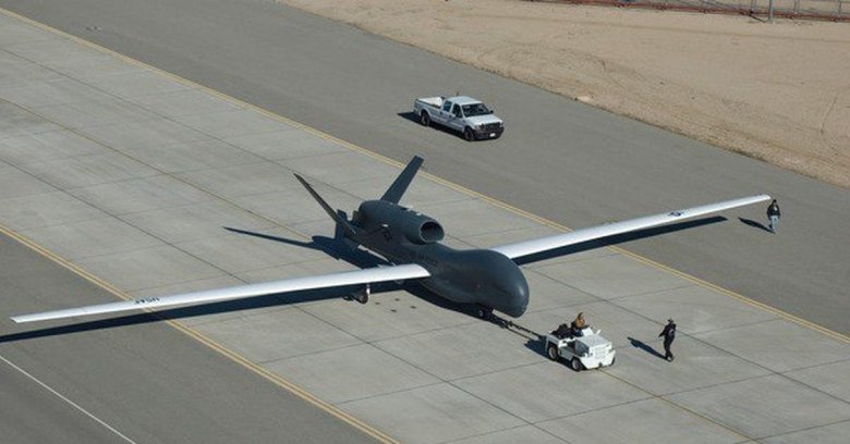 Rq-4 global hawk