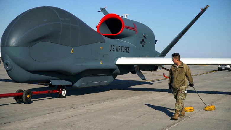 Rq-4 global hawk