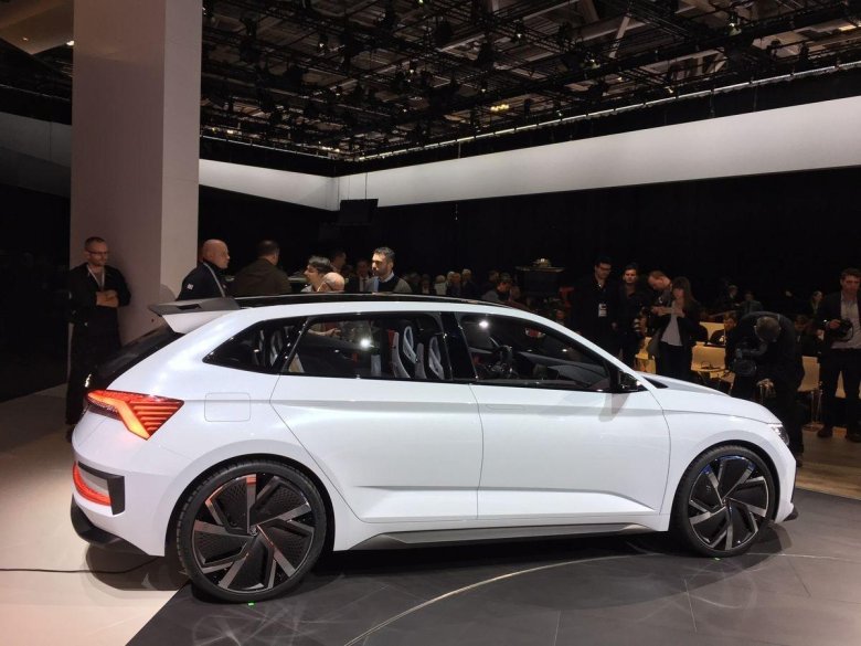 Новая шкода vision rs