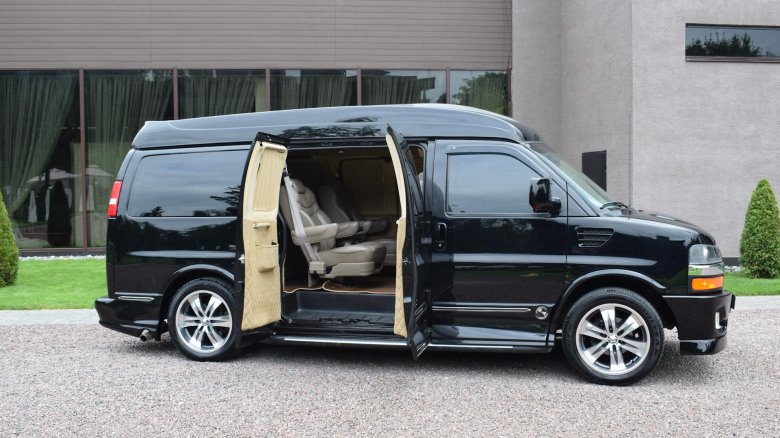 Chevrolet express 2021