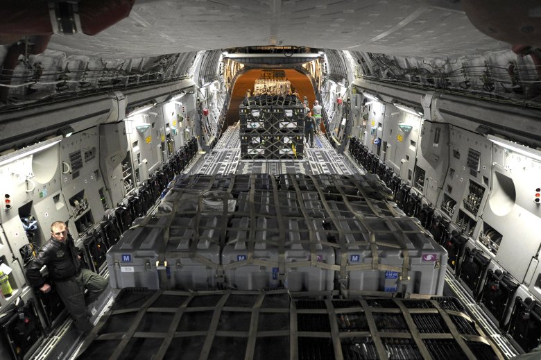 Boeing c-17 globemaster iii