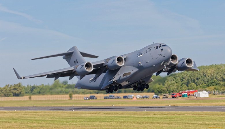 Boeing c-17 globemaster iii