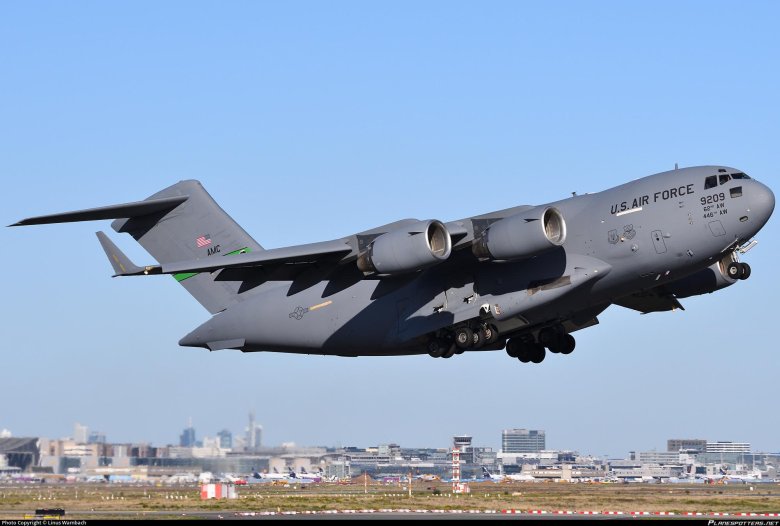 Boeing c-17 globemaster
