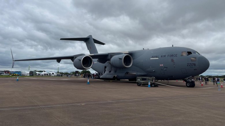 Boeing c-17 globemaster