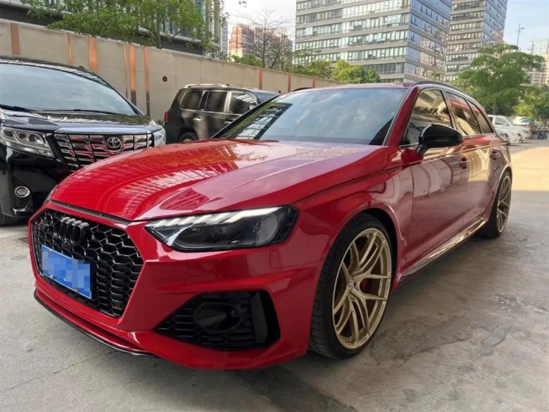 Audi rs4 2021