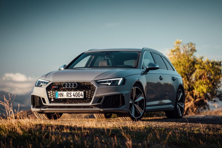 Ауди rs4 avant 2021