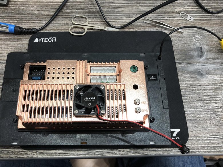 Магнитола teyes cc2