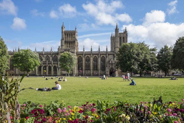 Бристольский собор в англии