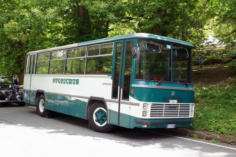 Автобус икарус