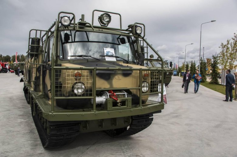 Военная техника вездеход