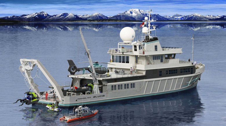 Explorer yacht alucia