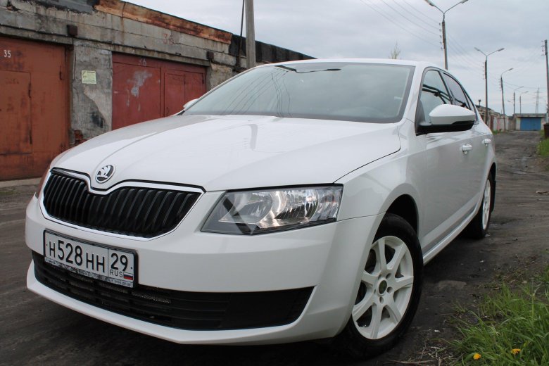 Skoda octavia a7 белая