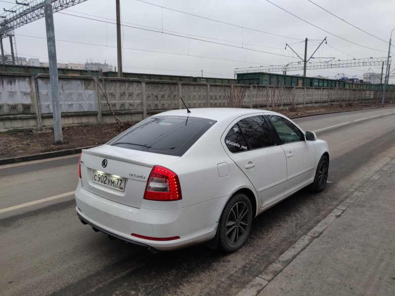 Шкода октавия а5 белая