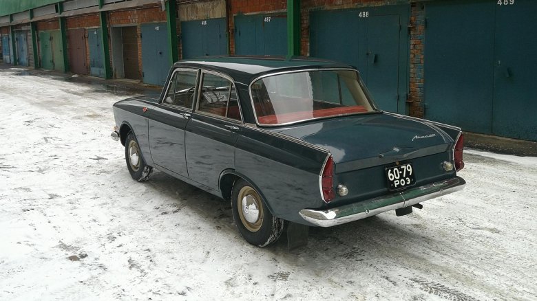 Москвич 408 четырехфарный