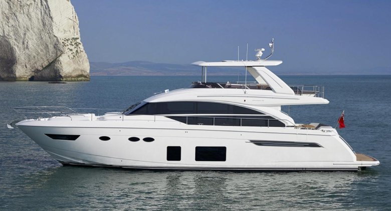 Яхта моторная princess 68