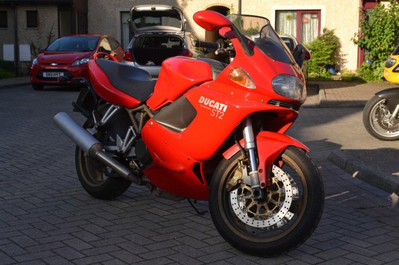 Ducati st2