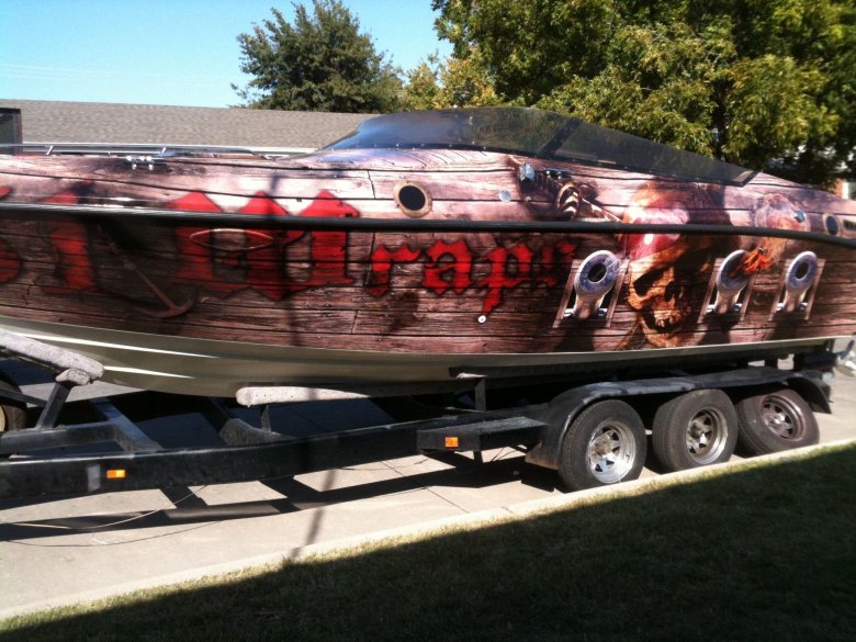 Винил на лодку