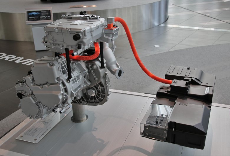 Гибридные двигатели