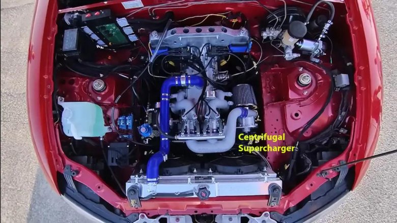 Подкапотка мазда рх8