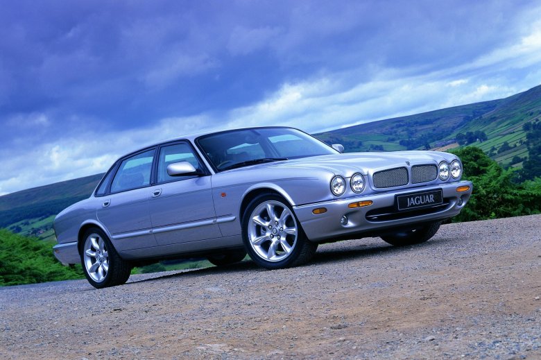 Jaguar xj x 300