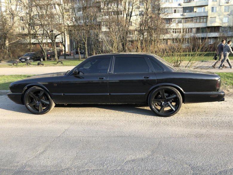 Jaguar xj long