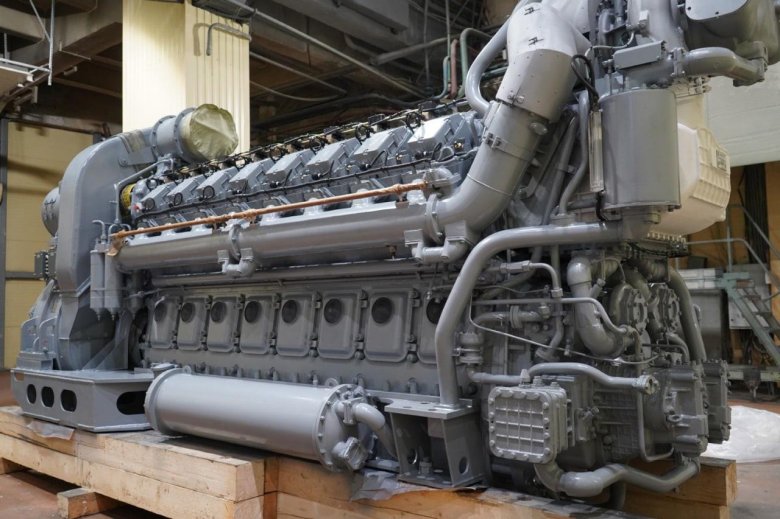 Дизель тепловоза 2тэ116