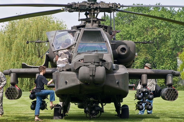 Вертолёт ah-64a apache