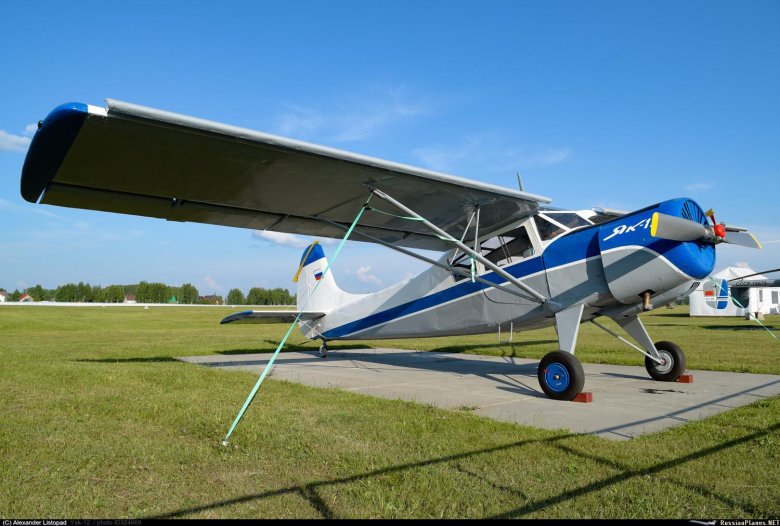 Легкий многоцелевой самолет т-411 «аист»
