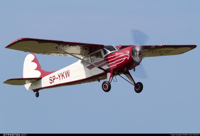 Як-12 биплан