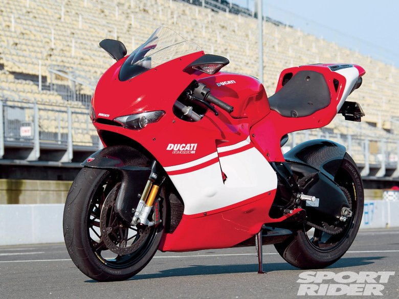 Мотоцикл ducati desmosedici rr