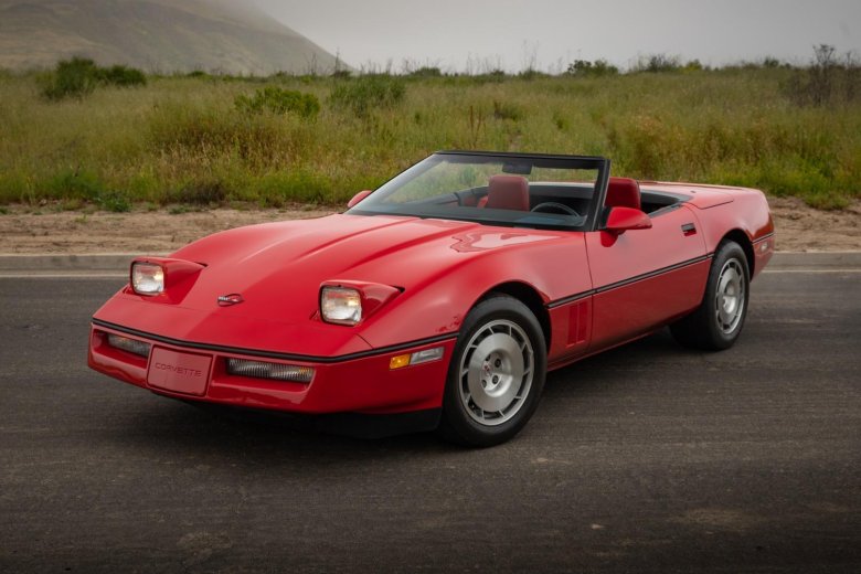 Chevrolet corvette c4 1984