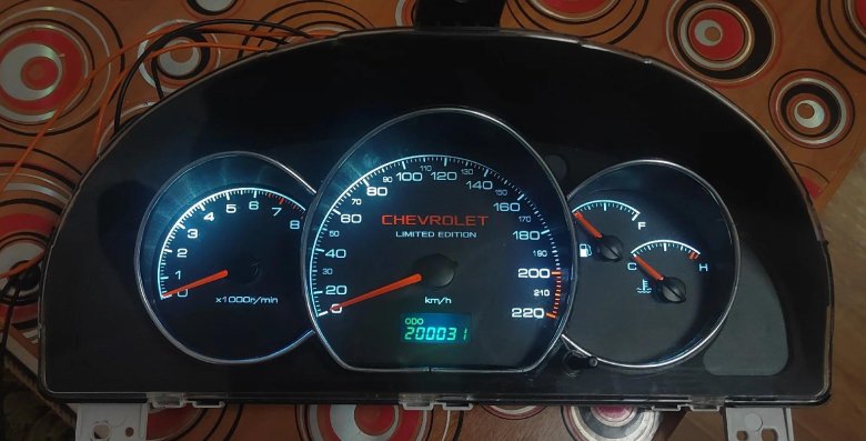 Chevrolet lacetti приборная панель