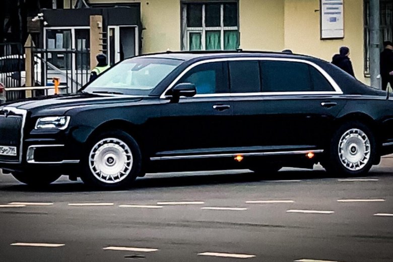 Аурус сенат лимузин