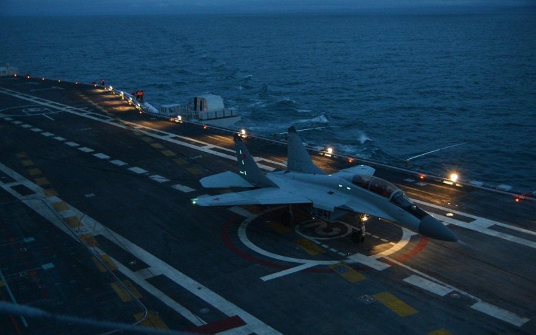 Палубный истребитель миг-29к