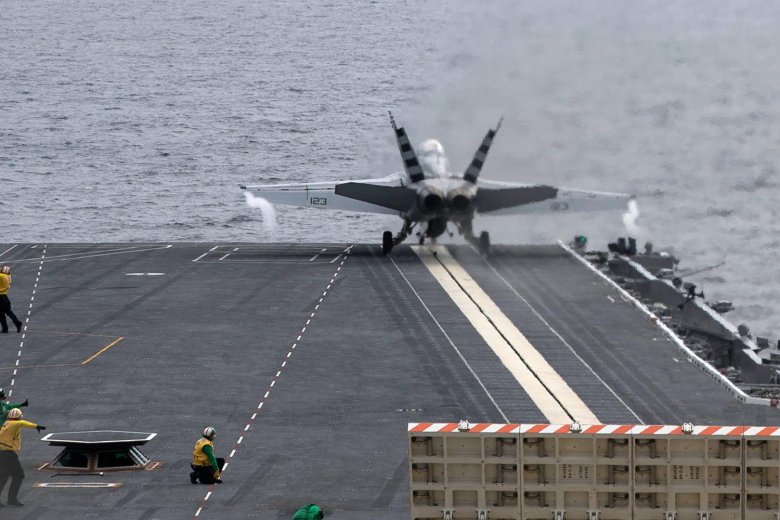 Катапульта на авианосце