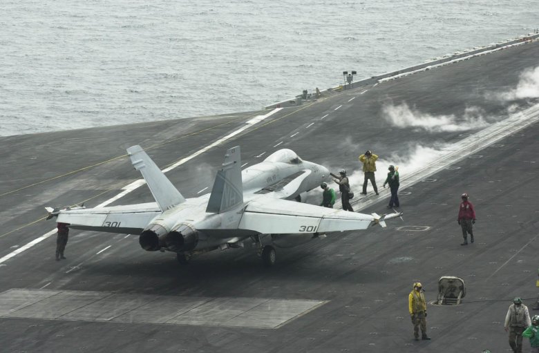 Современная катапульта на авианосце