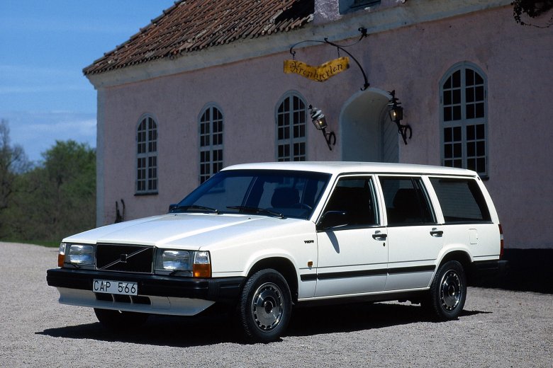 Вольво 740 универсал