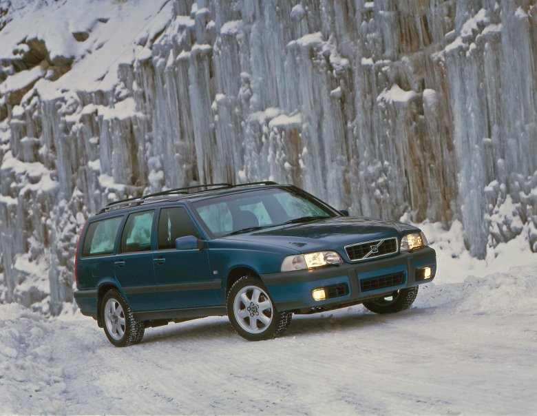 Volvo v70 xc cross country