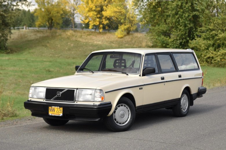 Volvo 240 wagon