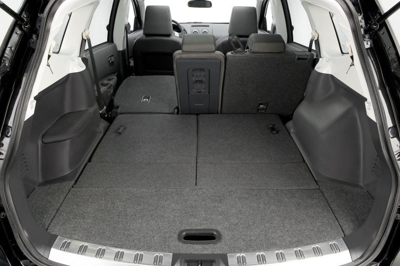 Nissan qashqai+2 салон