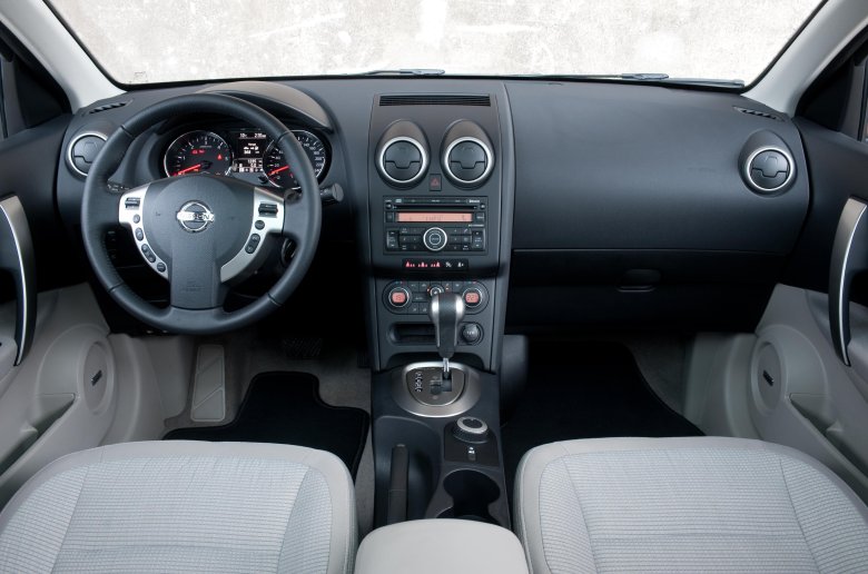 Nissan qashqai 2007 салон