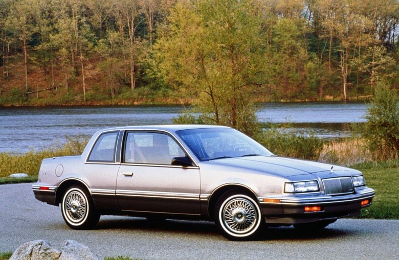 Бьюик скайларк 1986
