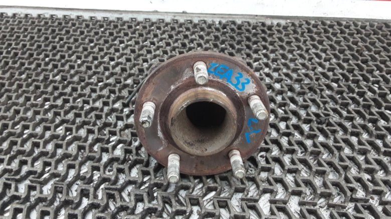 Задняя ступица