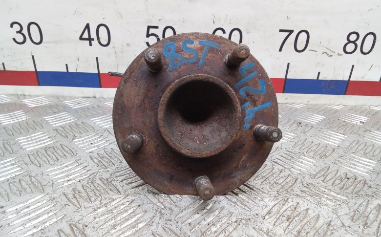 Ступица задняя для ford