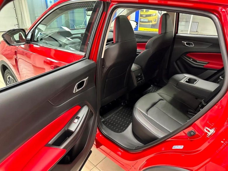 Чанган cs 55 plus красный