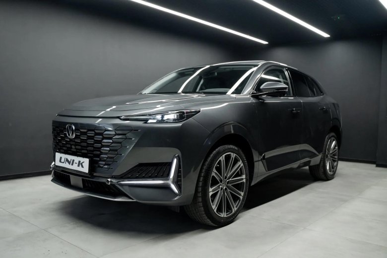 Changan uni k 2 0 at 2023